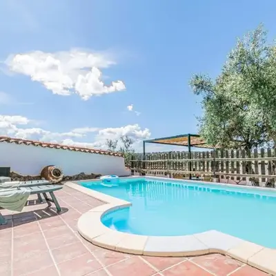 Cozy Home In La Cardenchosa With Wifi