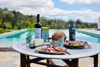 Comida en o cerca de este apartamento