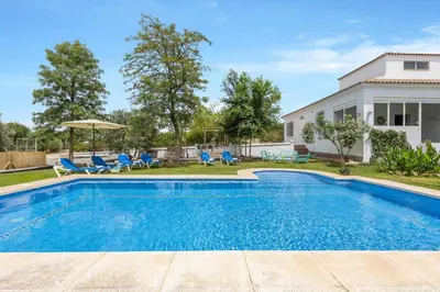 Piscina en o cerca de Casa rural Dehesa de las Yeguas