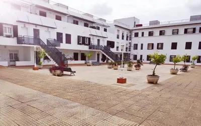 Zona de juegos infantil en Florencio Quintero Home