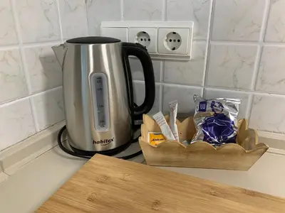 Utensilios para hacer té y café en La Casa de Ángela