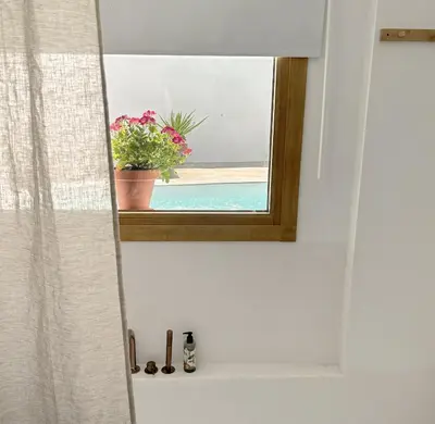 Piscina en o cerca de Esperanza 9