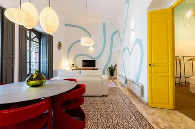 Una televisión o centro de entretenimiento en Apartamento Trahzo