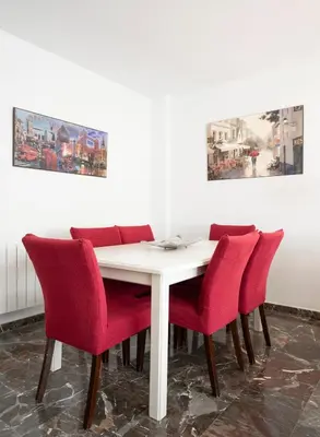 Plano de Casa con piscina privada de agua salada