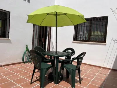 Un patio o zona al aire libre en Apartamento con excelente ubicación y terraza privada