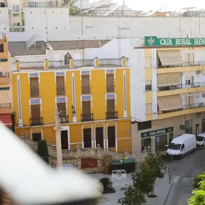 Hospedium DLJ Arjona Centro II