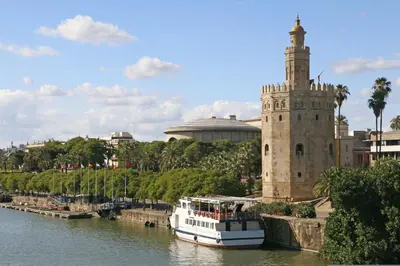 Vista de un río cerca de este apartamento