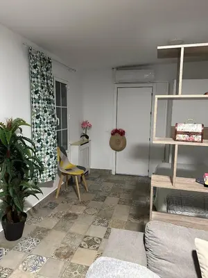 Zona de estar de LOFT EN PATIO DE CASA TÍPICA DE PUEBLO