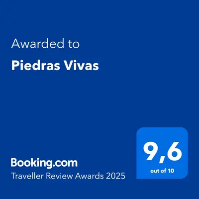 Certificado, premio, señal o documento que está expuesto en Piedras Vivas