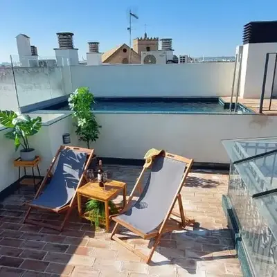 San Luis Downtown & Pool Apartment
