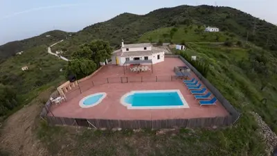 Piscina en o cerca de Casa Rural Mis Niñas
