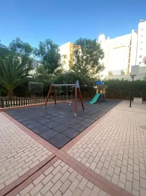 Zona de juegos infantil en RentalSevilla Luis de Morales