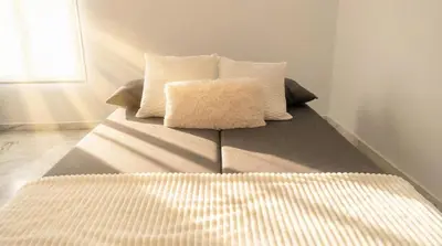 Cama o camas de una habitación en Spacious 2-Bedroom Apartment - Walk to Isla Mágica - AC - Premium Bed