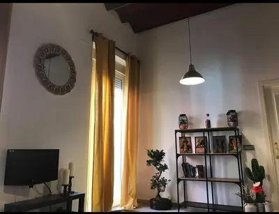 Una televisión o centro de entretenimiento en SAN ESTEBAN adg