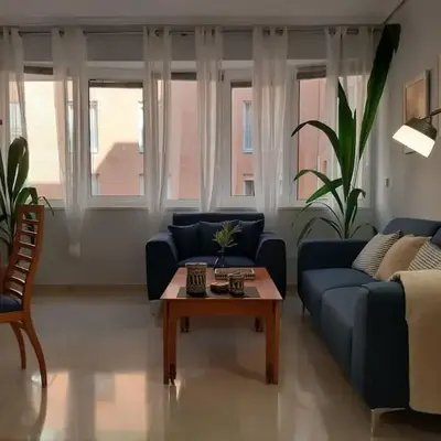 NUEVO-LUMINOSO Y MODERNO. Parking gratis!!