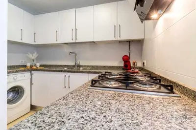 Una cocina o zona de cocina en Apartamento 4 en Estadio Sevilla 8 plazas y metro
