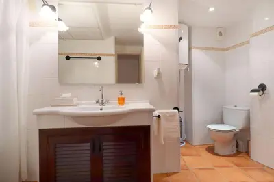 Un baño de Casa con encanto en la judería de Córdoba