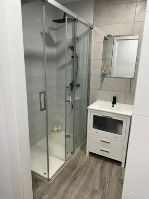 Un baño de Encantador piso en Villafranca