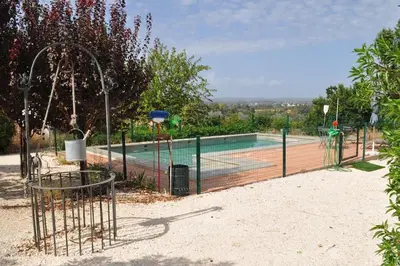 Piscina en o cerca de Casa rural La Liñana