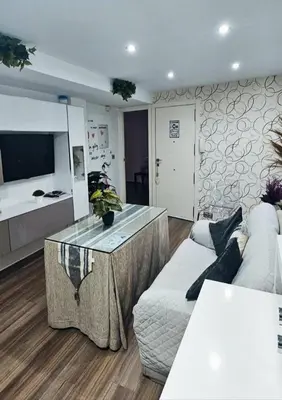 Una televisión o centro de entretenimiento en Petit Mansión JUDERÍA