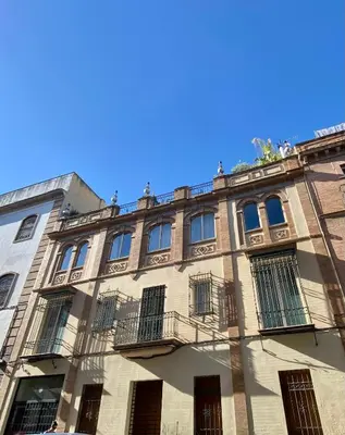 Edificio en el que se encuentra el apartamento