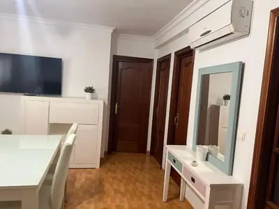 Una televisión o centro de entretenimiento en Guadalora