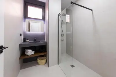 Un baño de La Estrella del Marrubial