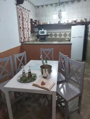 Una cocina o zona de cocina en Casa rural el castillo