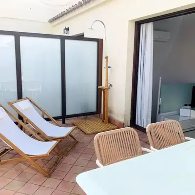 Apto. con terraza privada centro