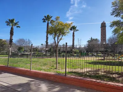 Jardín al aire libre en Casa Torrijiano.Parking Gratis!.