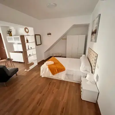 Apartamentos EL PELIGRO 5 ZAGUAN