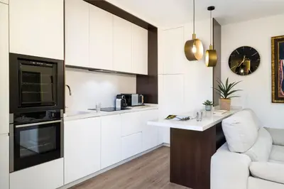 Una cocina o zona de cocina en Unika Homes Faustino & Terrace