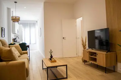 Una televisión o centro de entretenimiento en Aires de Córdoba 2