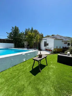 Piscina en o cerca de Huerta Del Pasil (Casa Entera)