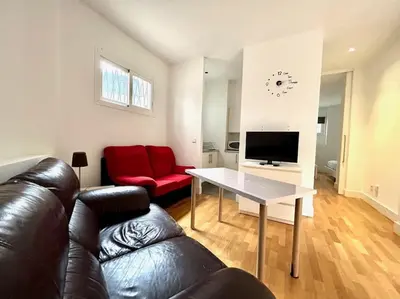 Una televisión o centro de entretenimiento en Hispalis San Román