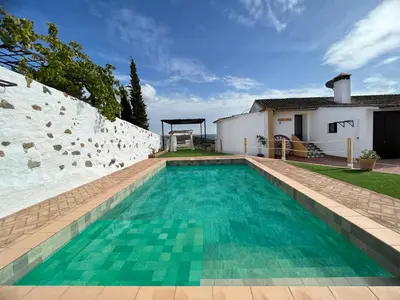 Piscina en o cerca de Isla Virgen