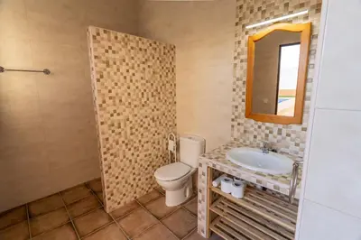Un baño de EL NOGAL