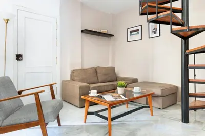 Zona de estar de Apartamento con terraza en Sevilla centro by Rent Me