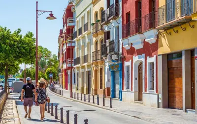 Clientes alojados en Apto T Patio Sevillano - Garaje privado con carga eléctrica