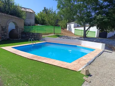 Piscina en o cerca de Cortijo San Rafael