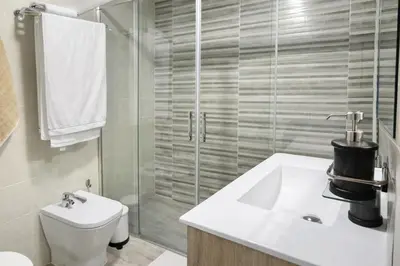 Un baño de CENTRICO Y ACOGEDOR APARTAMENTO CORDOBA