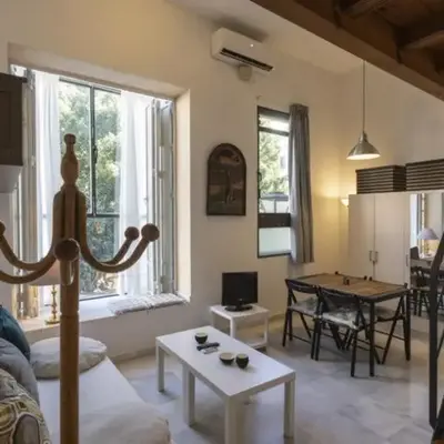 San Leandro de Sevilla Oasis en el centro
