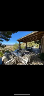 Un restaurante o sitio para comer en cortijo la alberquilla