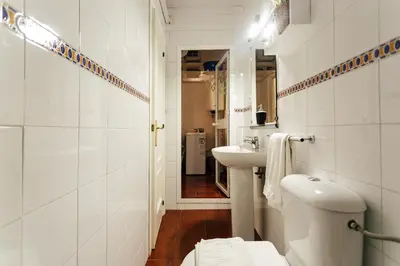 Un baño de Alohamundi Joaquín Costa