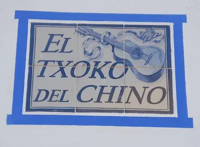 Certificado, premio, señal o documento que está expuesto en El Txoko Andaluz