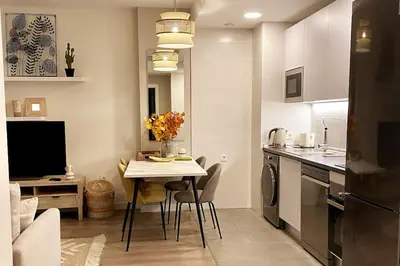 Una cocina o zona de cocina en Nuevo Moderno Apartamento de Lujo