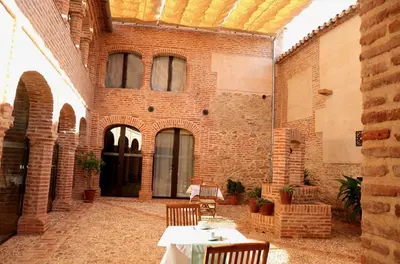 Un patio o zona al aire libre en casa rural Cieza de León
