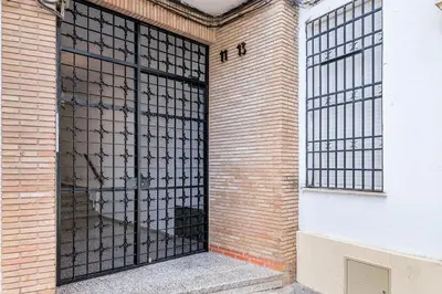 Plano de BHost - Plaza de la Paja