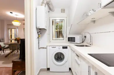 Una cocina o zona de cocina en Santiago Suite Home