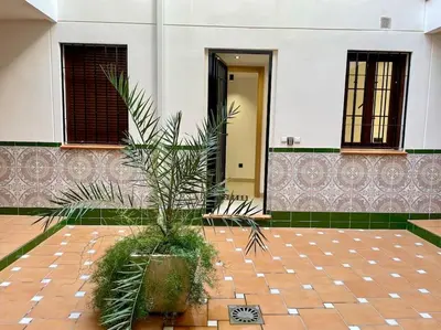 Jardín al aire libre en Geysotur Suite El Geranio